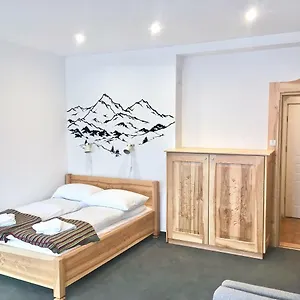Krupówki 35 , Zakopane Polska